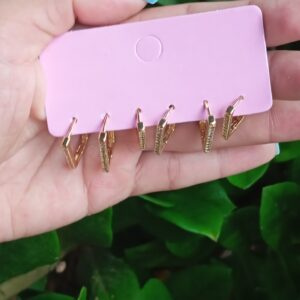 Trio de Brinco Quadrado Cravejado Dourado